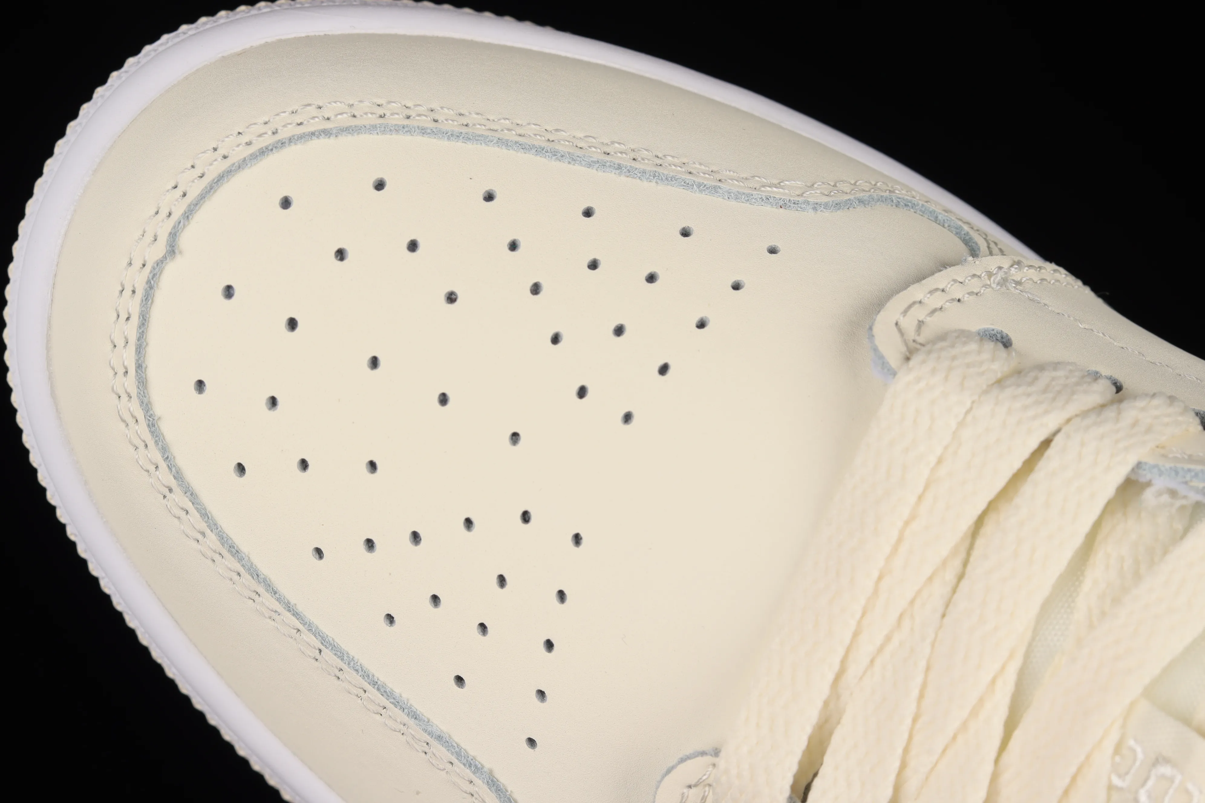 All categories Air Jordan Jordan series basketball shoes Air Jordan 1 Low Z version Air Jordan 1 Low AJ1 Joe 1 cream yellow low-top casual sneakers DC0774-121